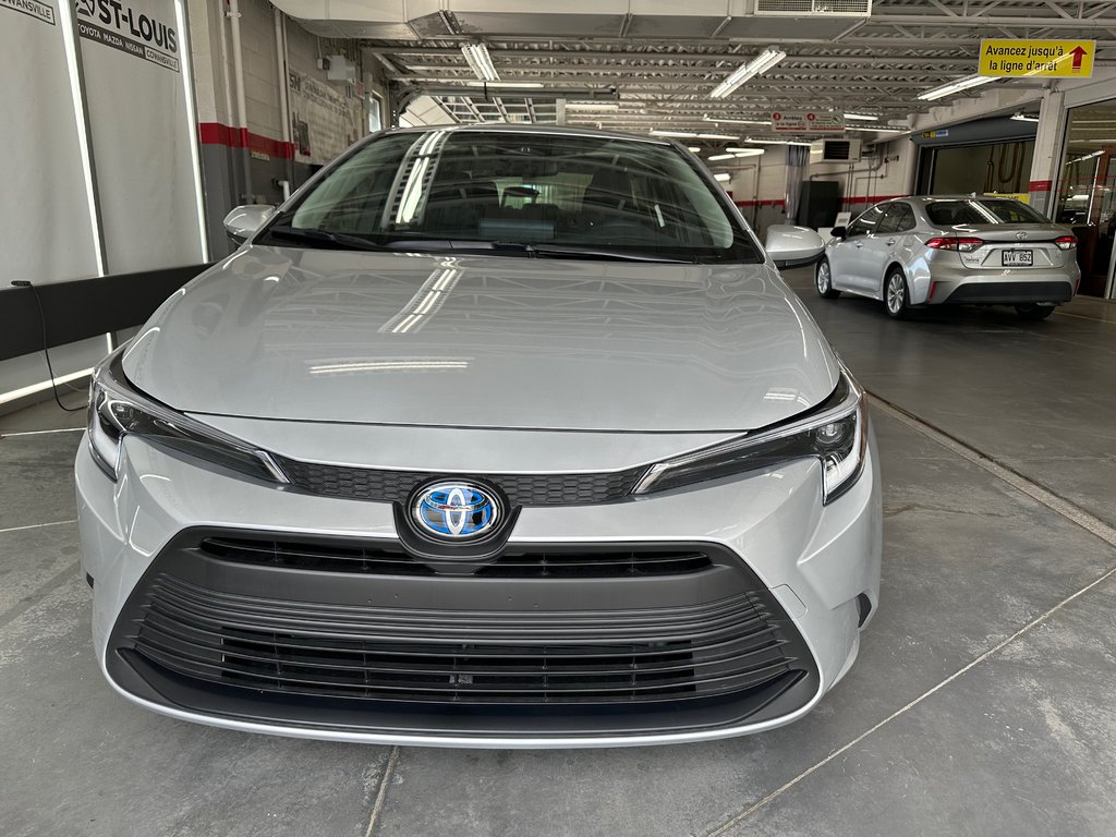 Toyota Corolla  2025 à Cowansville, Québec - 7 - w1024h768px