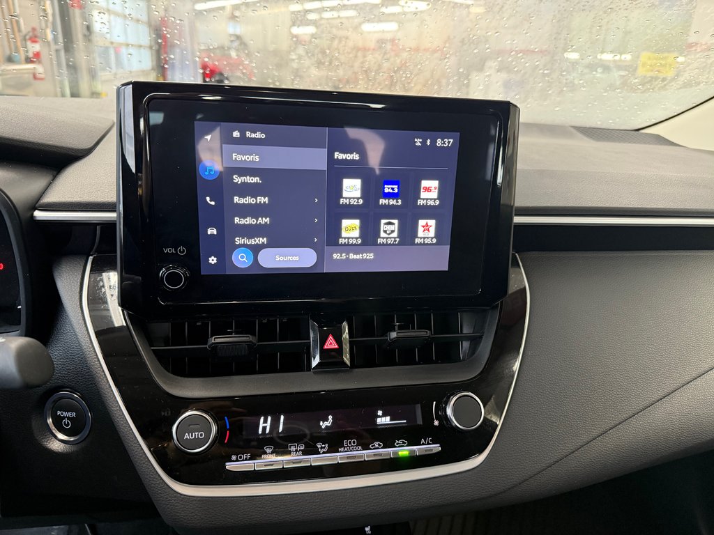 Toyota Corolla LE AWD 2025 à Cowansville, Québec - 17 - w1024h768px