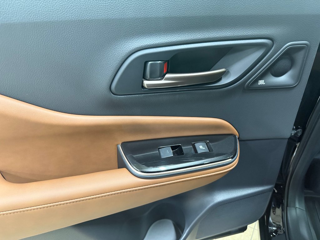 Toyota Crown Signia Limited 2025 à Cowansville, Québec - 10 - w1024h768px