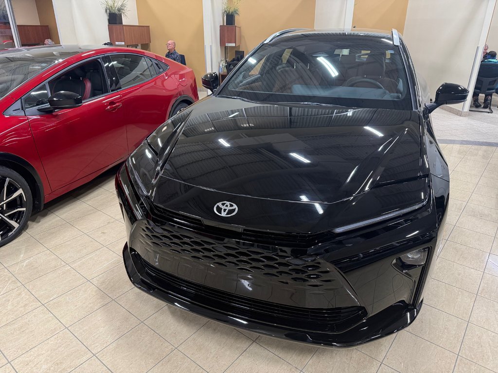 Toyota Crown Signia Limited 2025 à Cowansville, Québec - 8 - w1024h768px