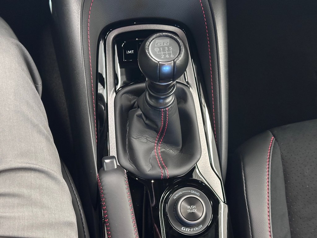 Toyota GR Corolla Premium AWD Beaucoup d'option ajouté 2025 à Cowansville, Québec - 25 - w1024h768px