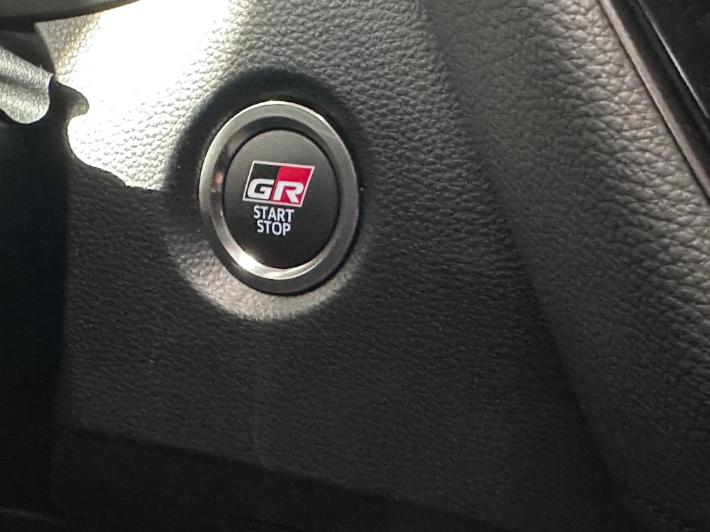 Toyota GR Corolla Premium AWD Beaucoup d'option ajouté 2025 à Cowansville, Québec - 29 - w1024h768px