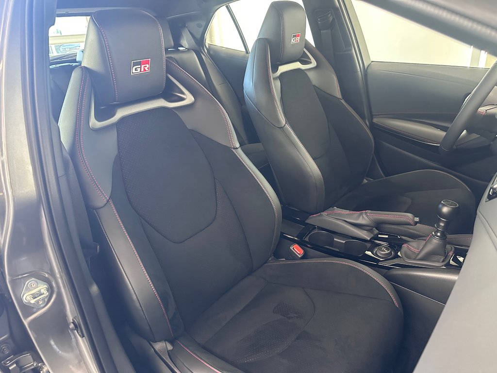 Toyota GR Corolla Premium AWD Beaucoup d'option ajouté 2025 à Cowansville, Québec - 20 - w1024h768px