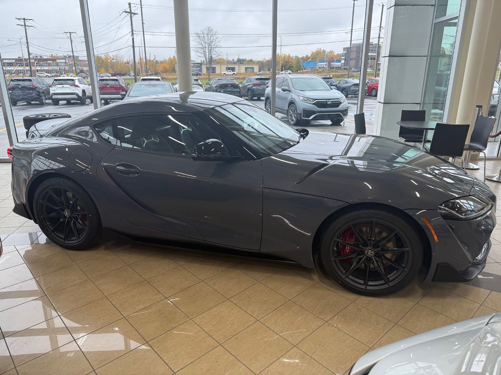 2026 Toyota GR Supra Premium in Cowansville, Quebec - 6 - w1024h768px
