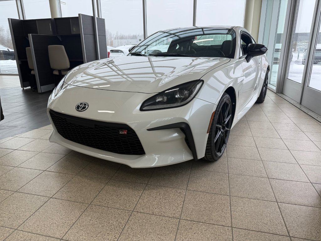 Toyota GR86 Premium Manuelle 2025 à Cowansville, Québec - 1 - w1024h768px