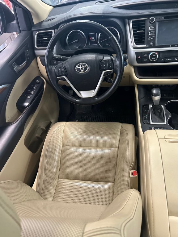 Toyota Highlander hybrid Limited 2017 à Cowansville, Québec - 20 - w1024h768px