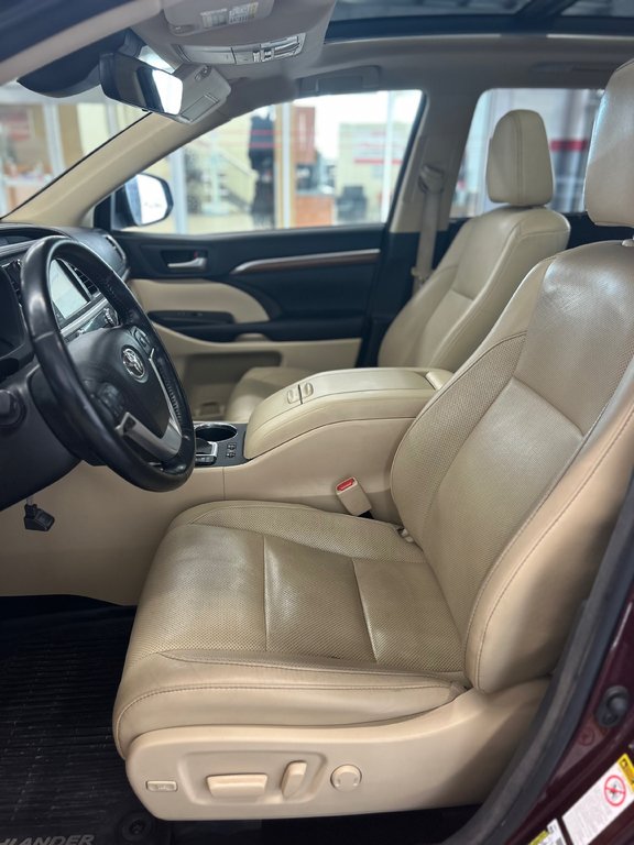 Toyota Highlander hybrid Limited 2017 à Cowansville, Québec - 21 - w1024h768px