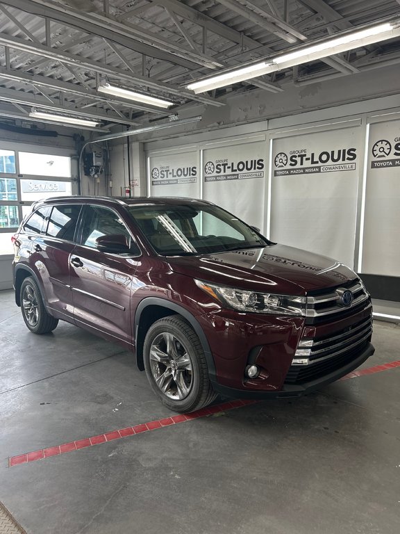 Toyota Highlander hybrid Limited 2017 à Cowansville, Québec - 1 - w1024h768px