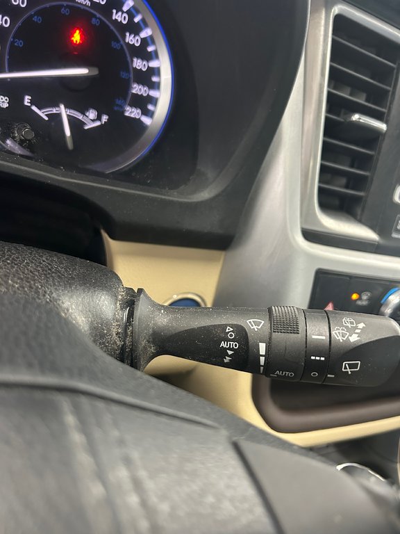 Toyota Highlander hybrid Limited 2017 à Cowansville, Québec - 36 - w1024h768px