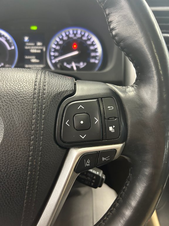 Toyota Highlander hybrid Limited 2017 à Cowansville, Québec - 33 - w1024h768px