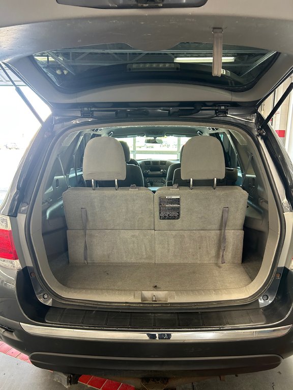 2012 Toyota Highlander LE / 4WD in Cowansville, Quebec - 7 - w1024h768px