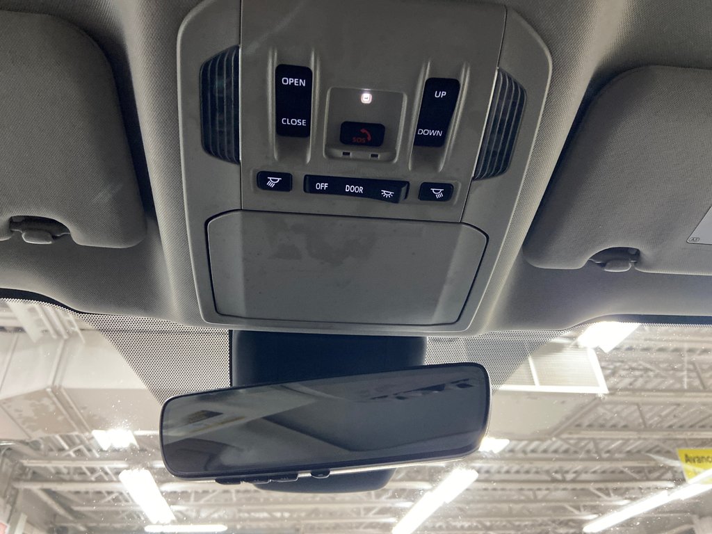 Toyota Highlander Hybrid XLE 2024 à Cowansville, Québec - 55 - w1024h768px