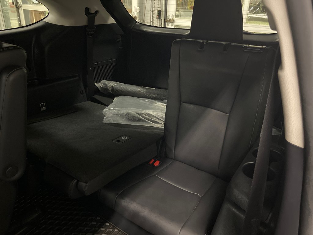 Toyota Highlander Hybrid XLE 2024 à Cowansville, Québec - 27 - w1024h768px