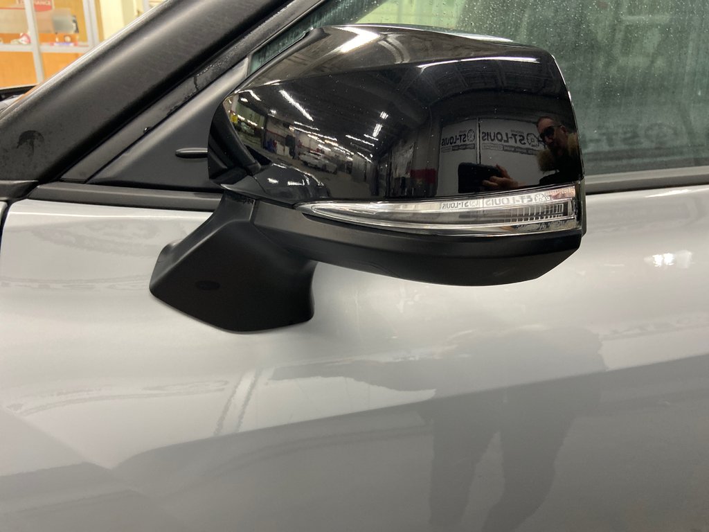 Toyota Highlander Hybrid XLE 2024 à Cowansville, Québec - 21 - w1024h768px