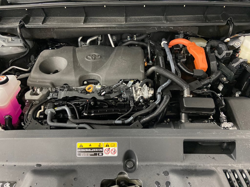 Toyota Highlander Hybrid XLE 2024 à Cowansville, Québec - 24 - w1024h768px