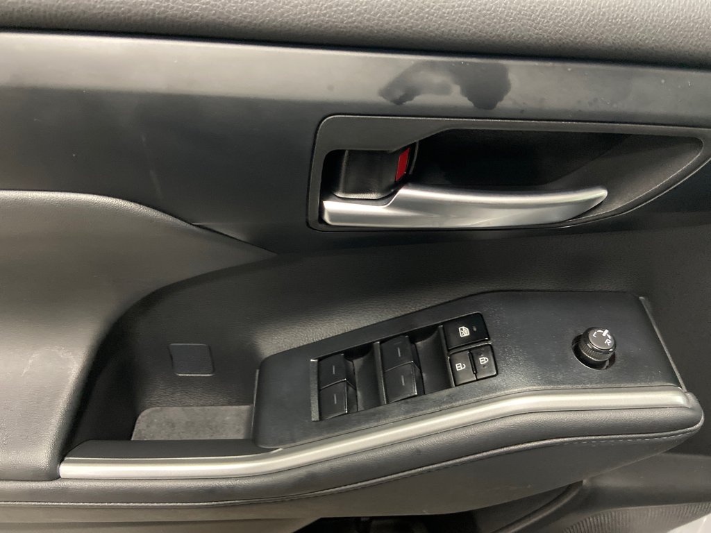 Toyota Highlander Hybrid XLE 2024 à Cowansville, Québec - 34 - w1024h768px