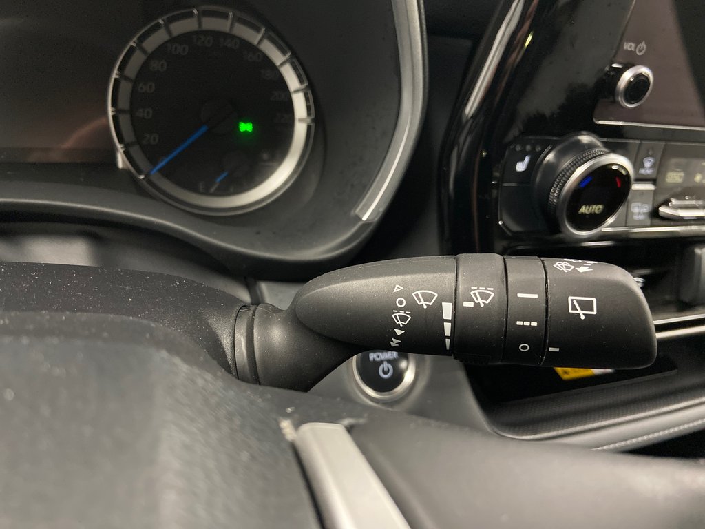 Toyota Highlander Hybrid XLE 2024 à Cowansville, Québec - 53 - w1024h768px