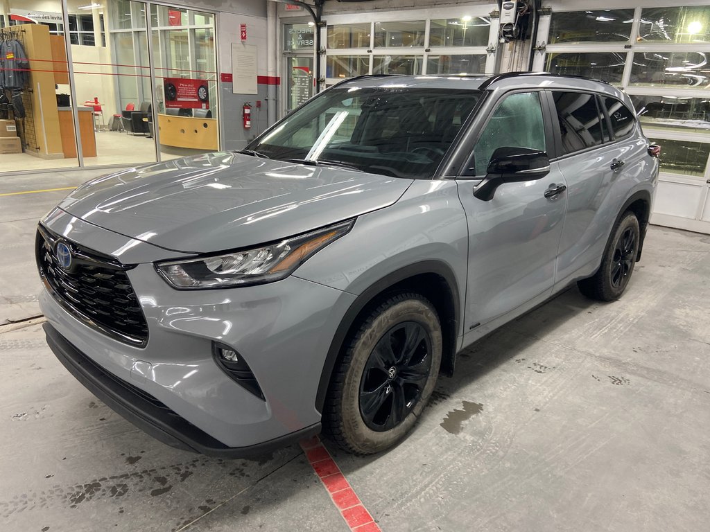 Toyota Highlander Hybrid XLE 2024 à Cowansville, Québec - 14 - w1024h768px