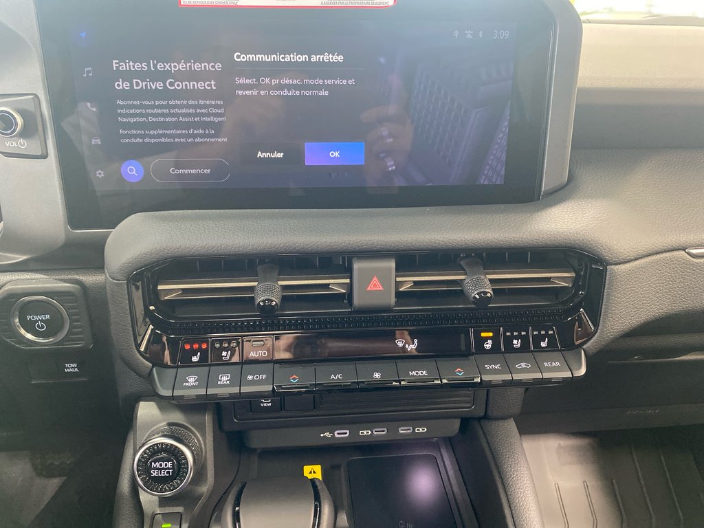 Toyota Land Cruiser Premium 2025 à Cowansville, Québec - 17 - w1024h768px