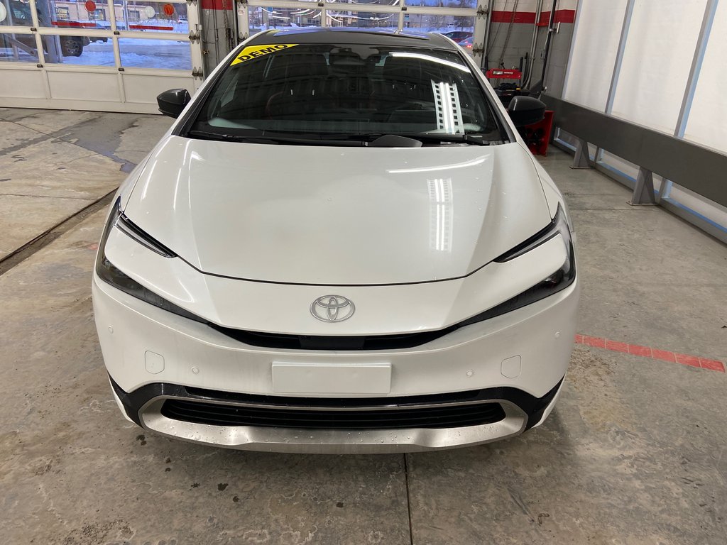 Toyota Prius Plug-In Hybrid XSE Premium 2025 à Cowansville, Québec - 15 - w1024h768px