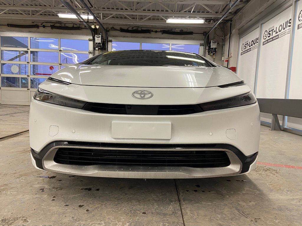 Toyota Prius Plug-In Hybrid XSE Premium 2025 à Cowansville, Québec - 16 - w1024h768px