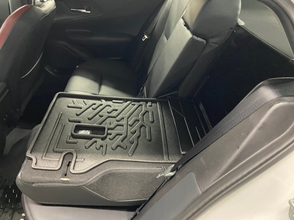 Toyota Prius Plug-In Hybrid XSE Premium 2025 à Cowansville, Québec - 21 - w1024h768px