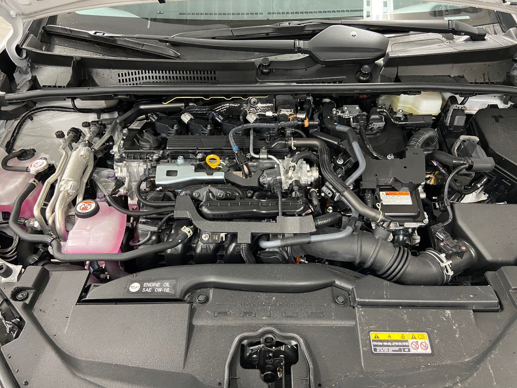 Toyota Prius Plug-In Hybrid XSE Premium 2025 à Cowansville, Québec - 18 - w1024h768px