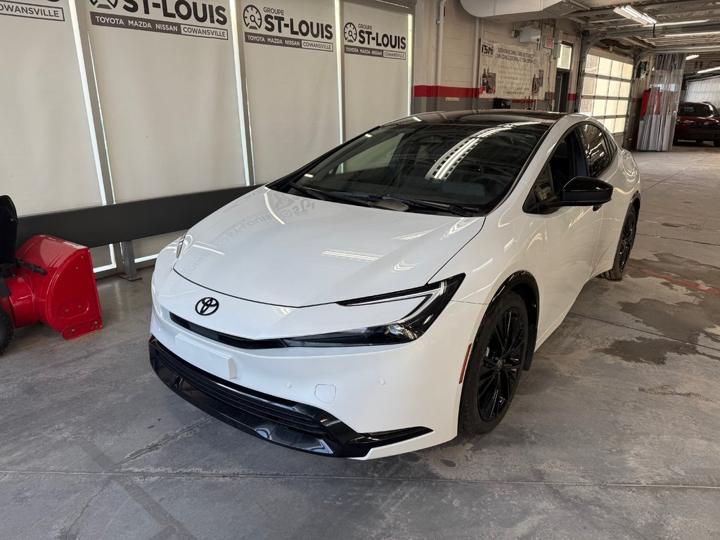 Toyota Prius Plug-In Hybrid Prius Prime Nightshade 2026 à Cowansville, Québec - 1 - w1024h768px