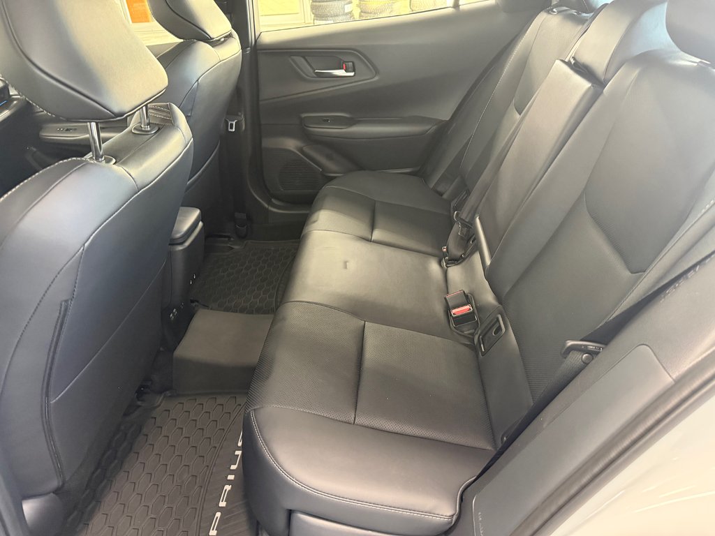 Toyota Prius Plug-In Hybrid Prius Prime Nightshade 2026 à Cowansville, Québec - 12 - w1024h768px