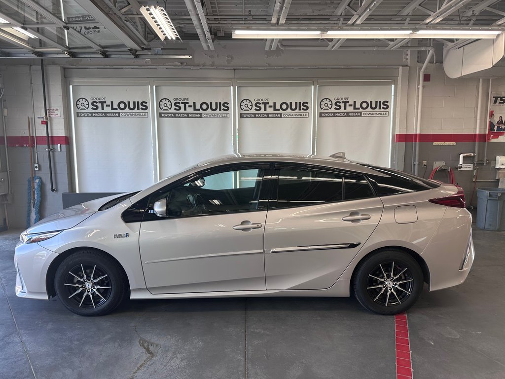 Toyota PRIUS PRIME Technologie 2018 à Cowansville, Québec - 2 - w1024h768px