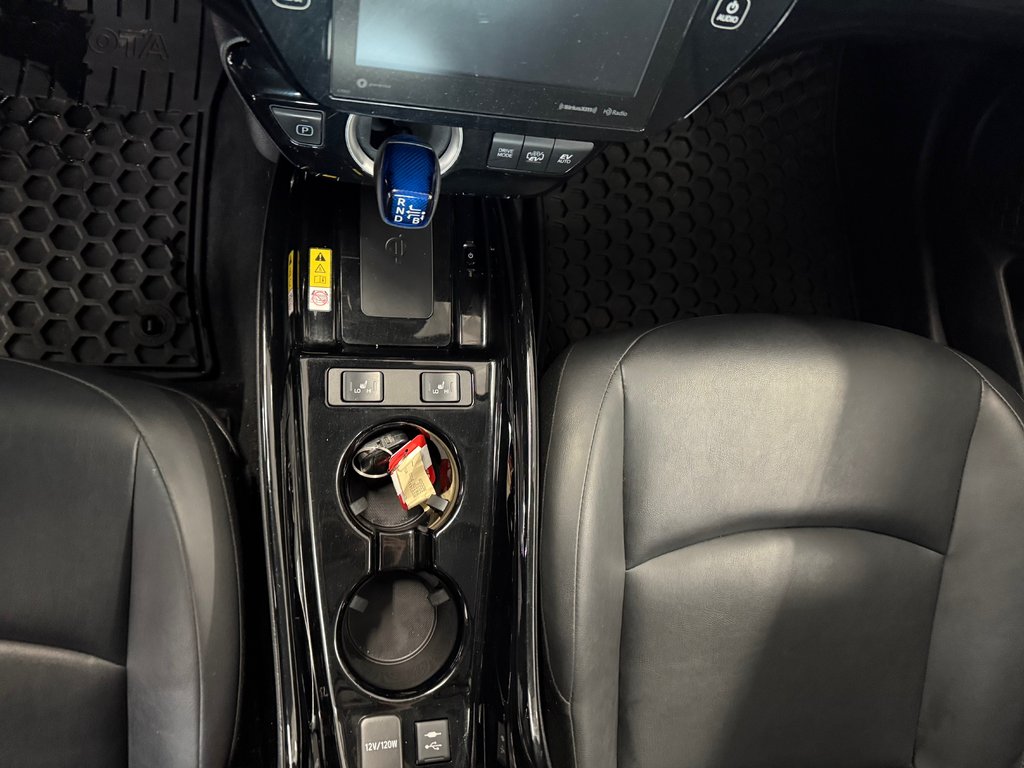Toyota Prius Prime Upgrade 2020 à Cowansville, Québec - 15 - w1024h768px