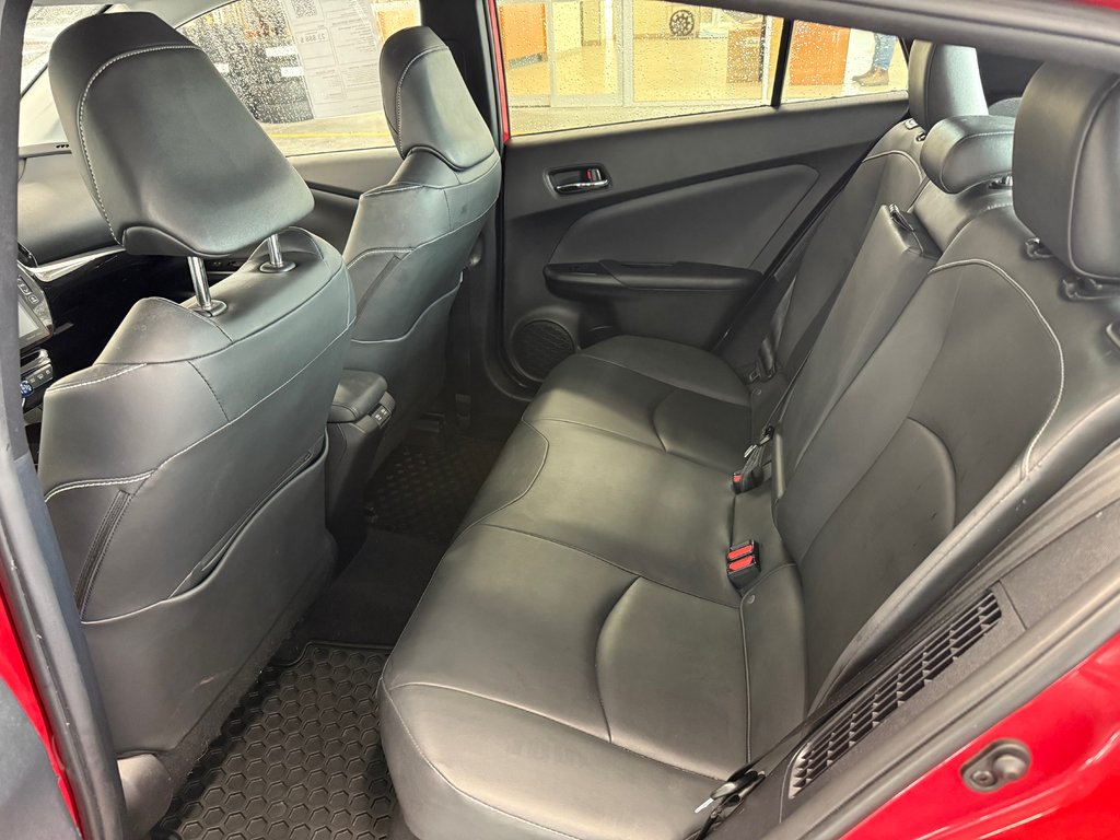 Toyota Prius Prime Upgrade 2020 à Cowansville, Québec - 11 - w1024h768px