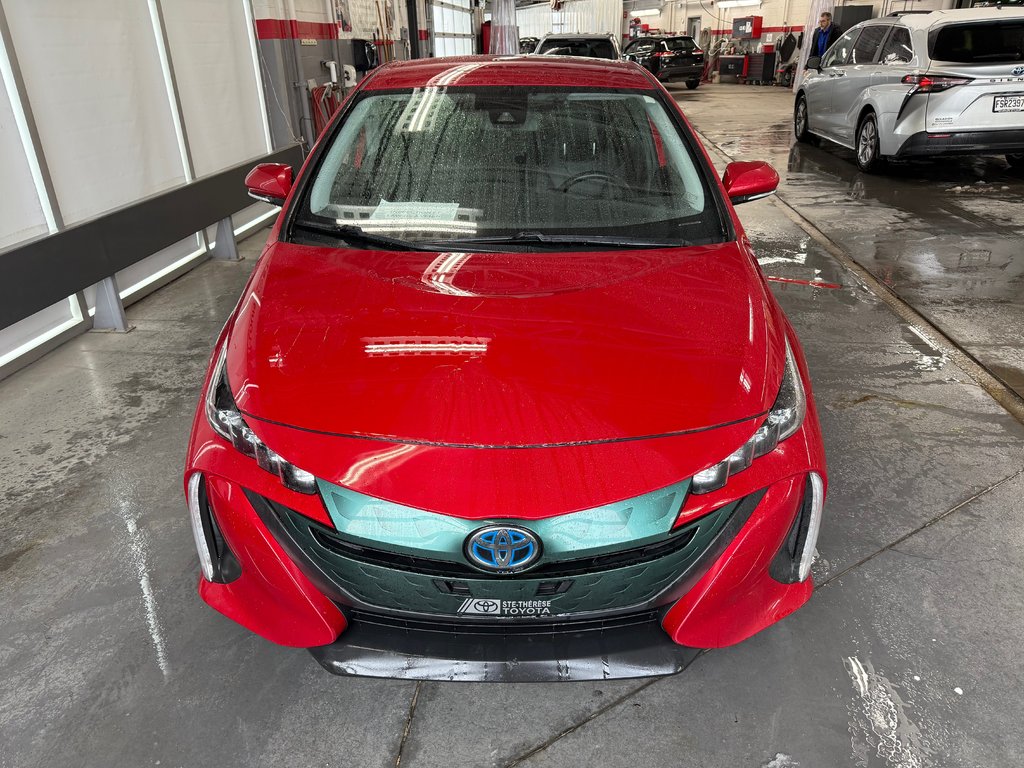 Toyota Prius Prime Upgrade 2020 à Cowansville, Québec - 4 - w1024h768px
