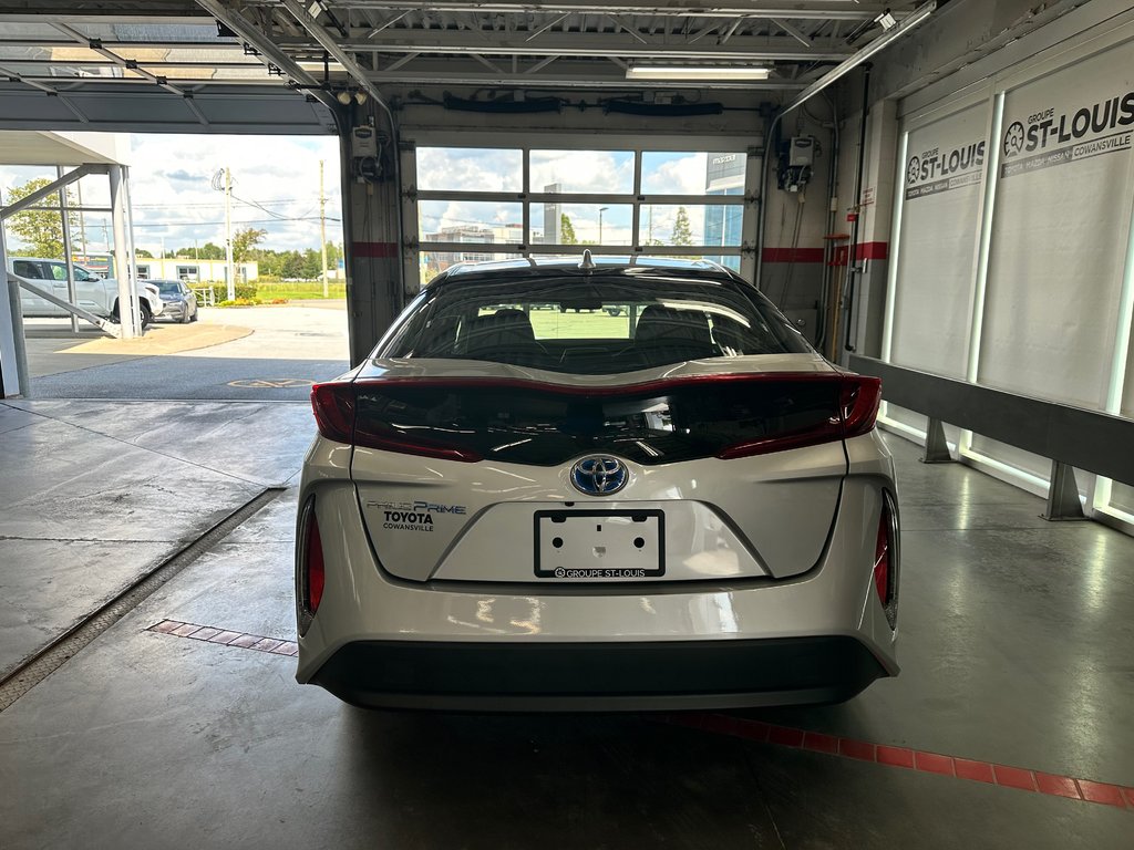 2022  PRIUS PRIME Sièges et volant chauffant - Mag - in Cowansville, Quebec - 4 - w1024h768px