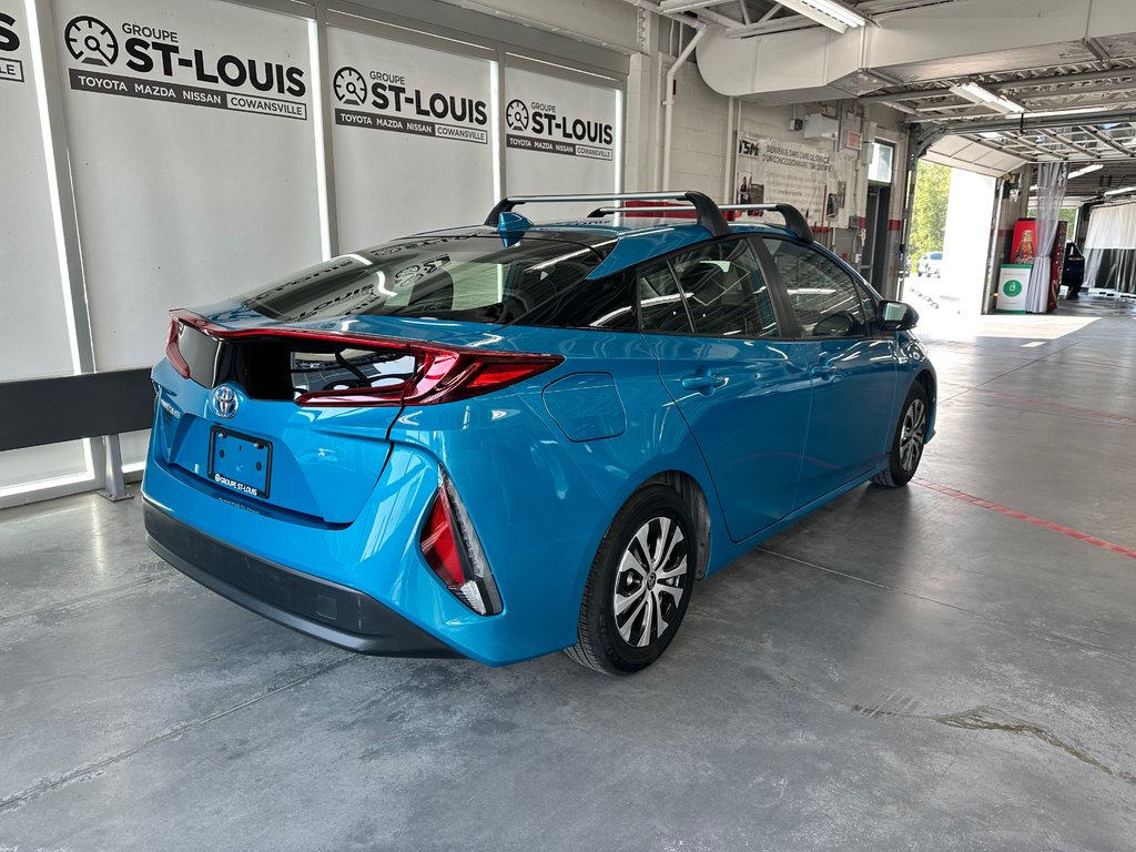 2022  PRIUS PRIME Volant et sièges chauffants-Mags in Cowansville, Quebec - 5 - w1024h768px