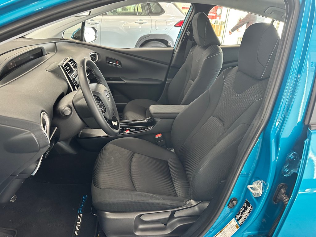 2022  PRIUS PRIME Volant et sièges chauffants-Mags in Cowansville, Quebec - 14 - w1024h768px