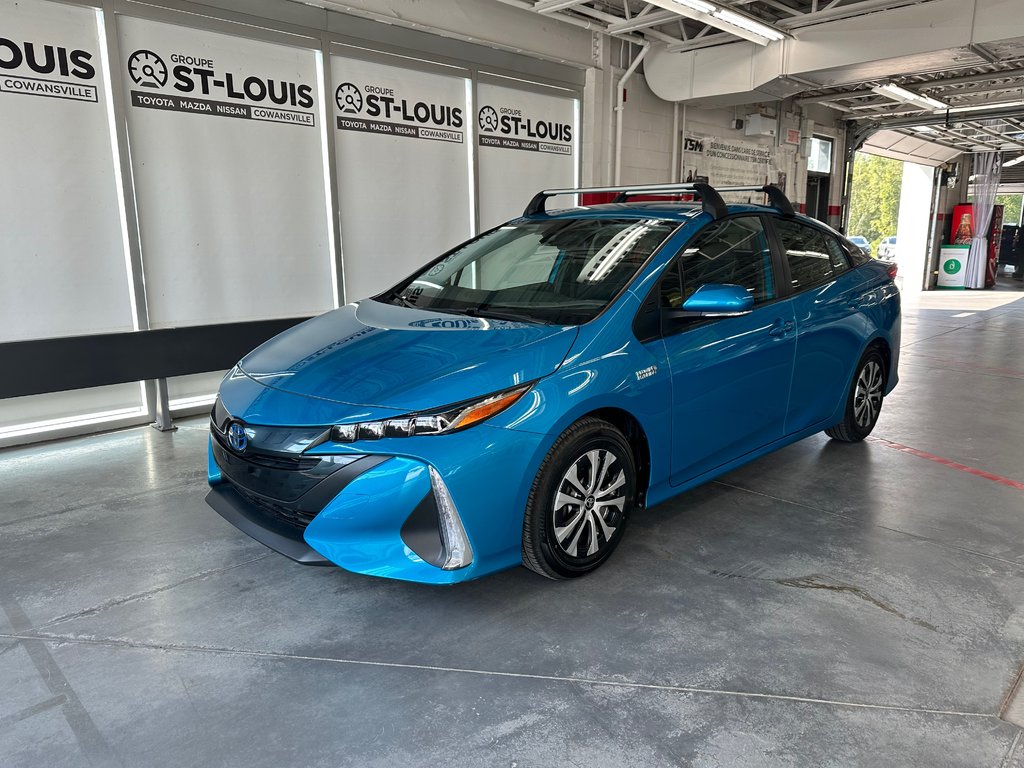 PRIUS PRIME Volant et sièges chauffants-Mags 2022 à Cowansville, Québec - 1 - w1024h768px