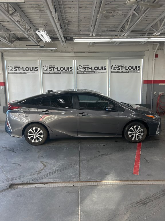 PRIUS PRIME BASE 2022 à Cowansville, Québec - 8 - w1024h768px