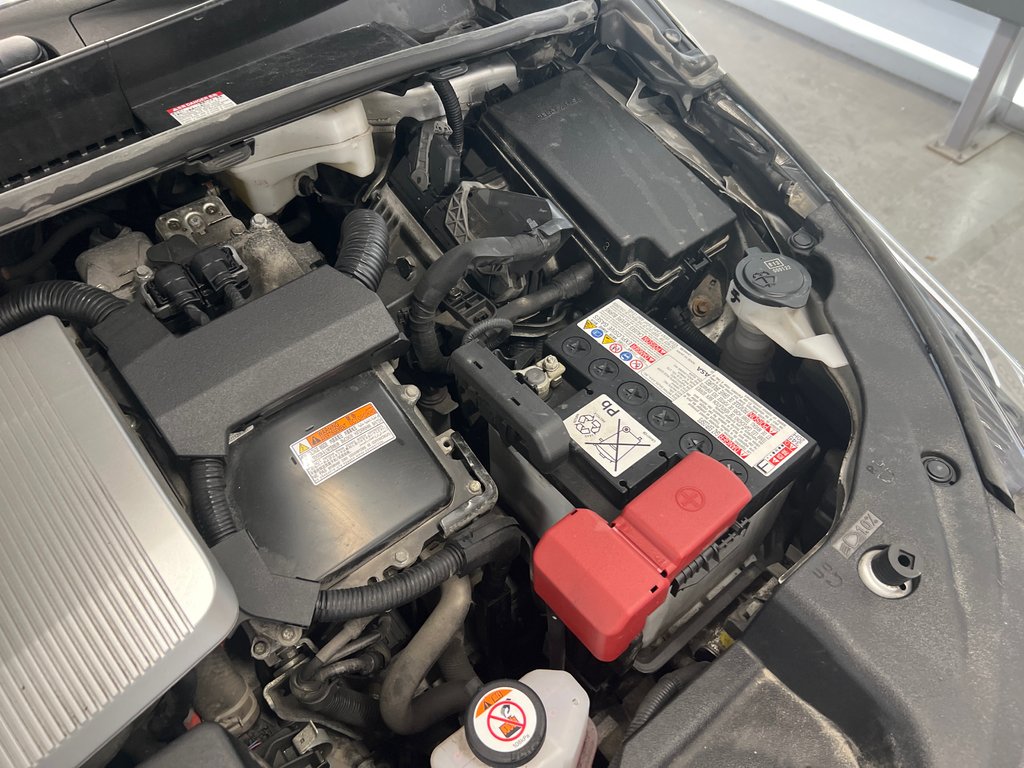2022 Toyota PRIUS PRIME Garantie Platine 100000 km in Cowansville, Quebec - 21 - w1024h768px