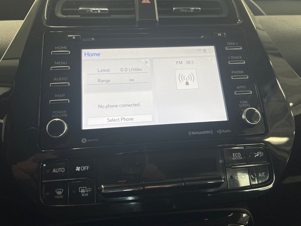 2022 Toyota PRIUS PRIME Garantie Platine 100000 km in Cowansville, Quebec - 40 - w1024h768px