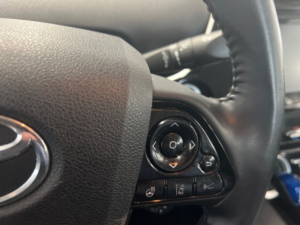 2022 Toyota PRIUS PRIME Garantie Platine 100000 km in Cowansville, Quebec - 35 - w1024h768px