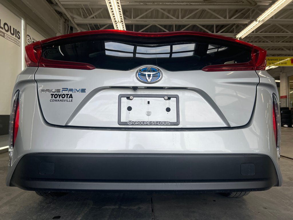 2022 Toyota PRIUS PRIME Garantie Platine 100000 km in Cowansville, Quebec - 8 - w1024h768px