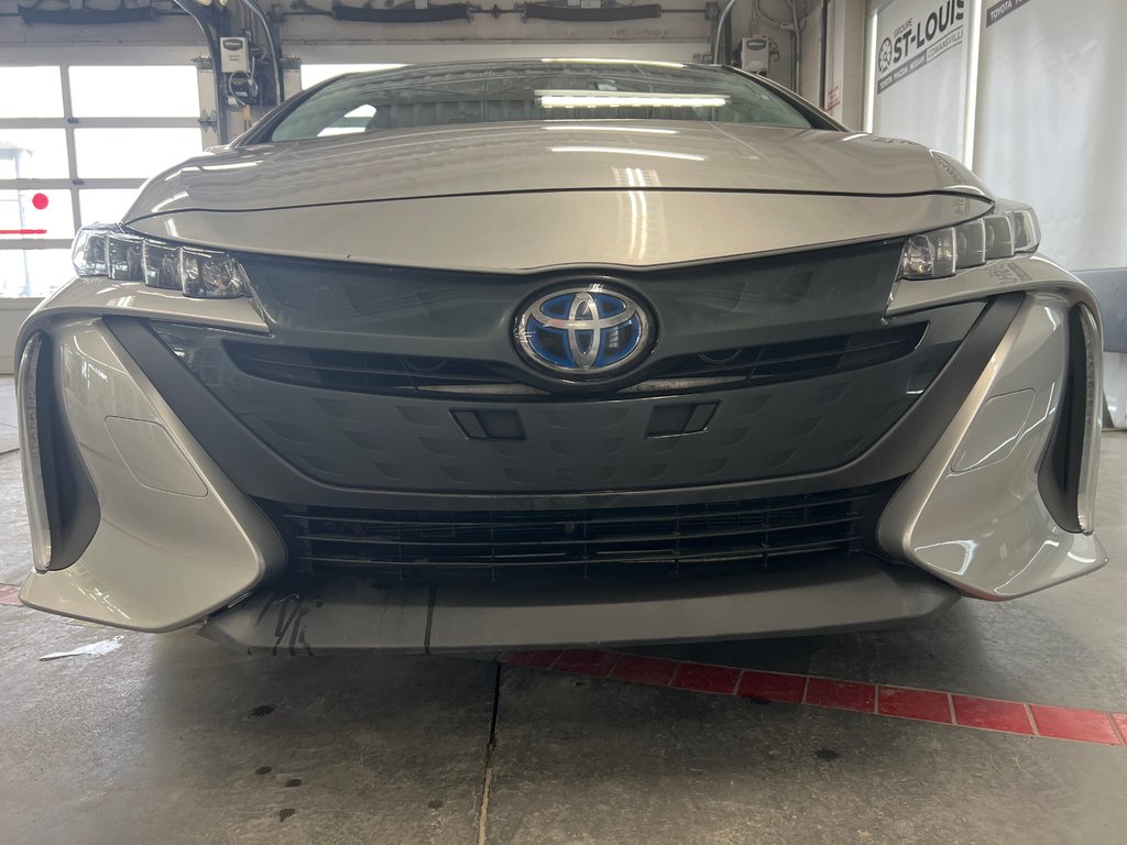 2022 Toyota PRIUS PRIME Garantie Platine 100000 km in Cowansville, Quebec - 17 - w1024h768px