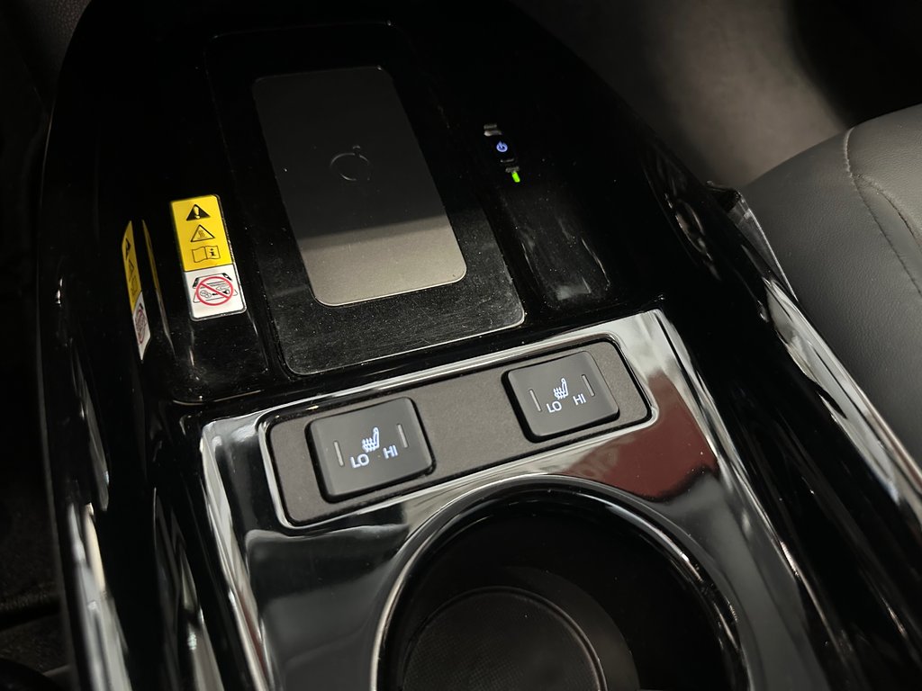 Toyota PRIUS PRIME UPGRADE 2022 à Cowansville, Québec - 16 - w1024h768px