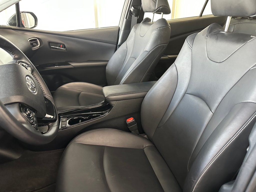 Toyota PRIUS PRIME UPGRADE 2022 à Cowansville, Québec - 14 - w1024h768px