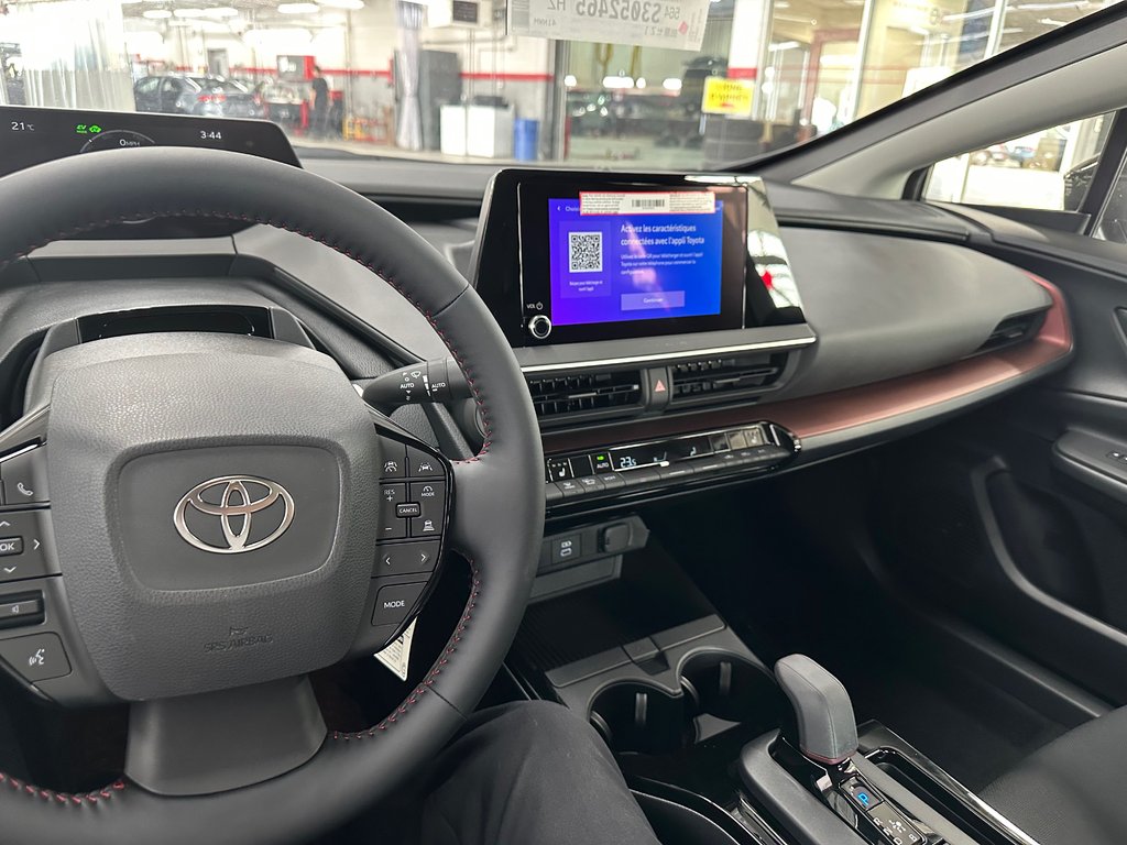 Toyota PRIUS PRIME SE 2024 à Cowansville, Québec - 15 - w1024h768px