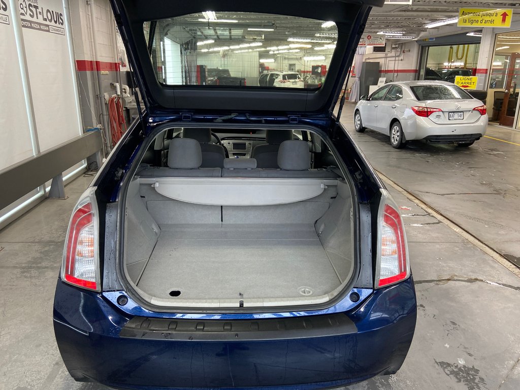 2013 Toyota Prius Base in Cowansville, Quebec - 10 - w1024h768px