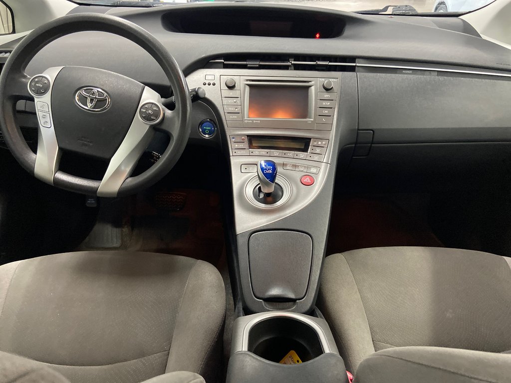 2013 Toyota Prius Base in Cowansville, Quebec - 21 - w1024h768px