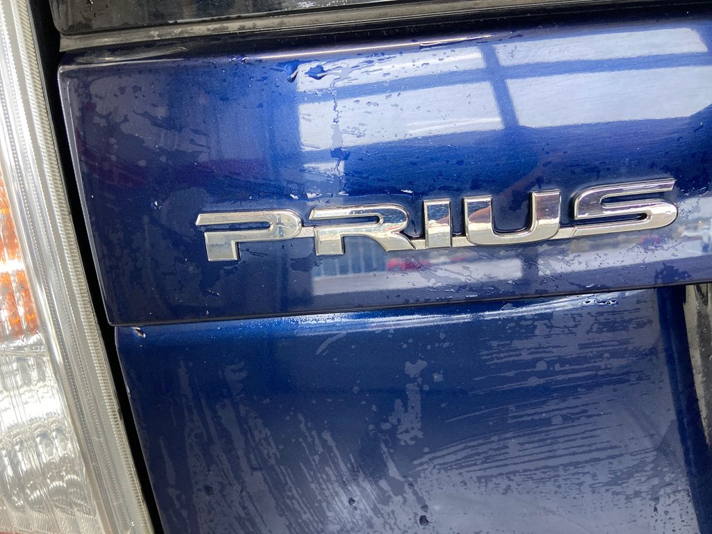 2013 Toyota Prius Base in Cowansville, Quebec - 14 - w1024h768px