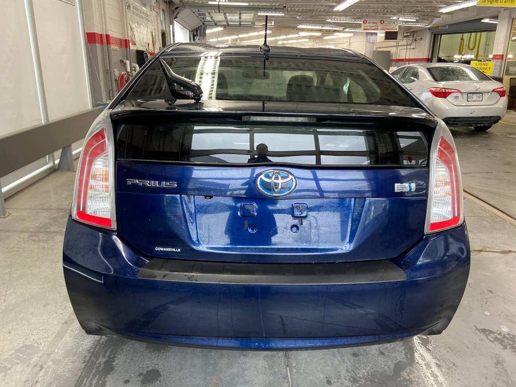 2013 Toyota Prius Base in Cowansville, Quebec - 8 - w1024h768px